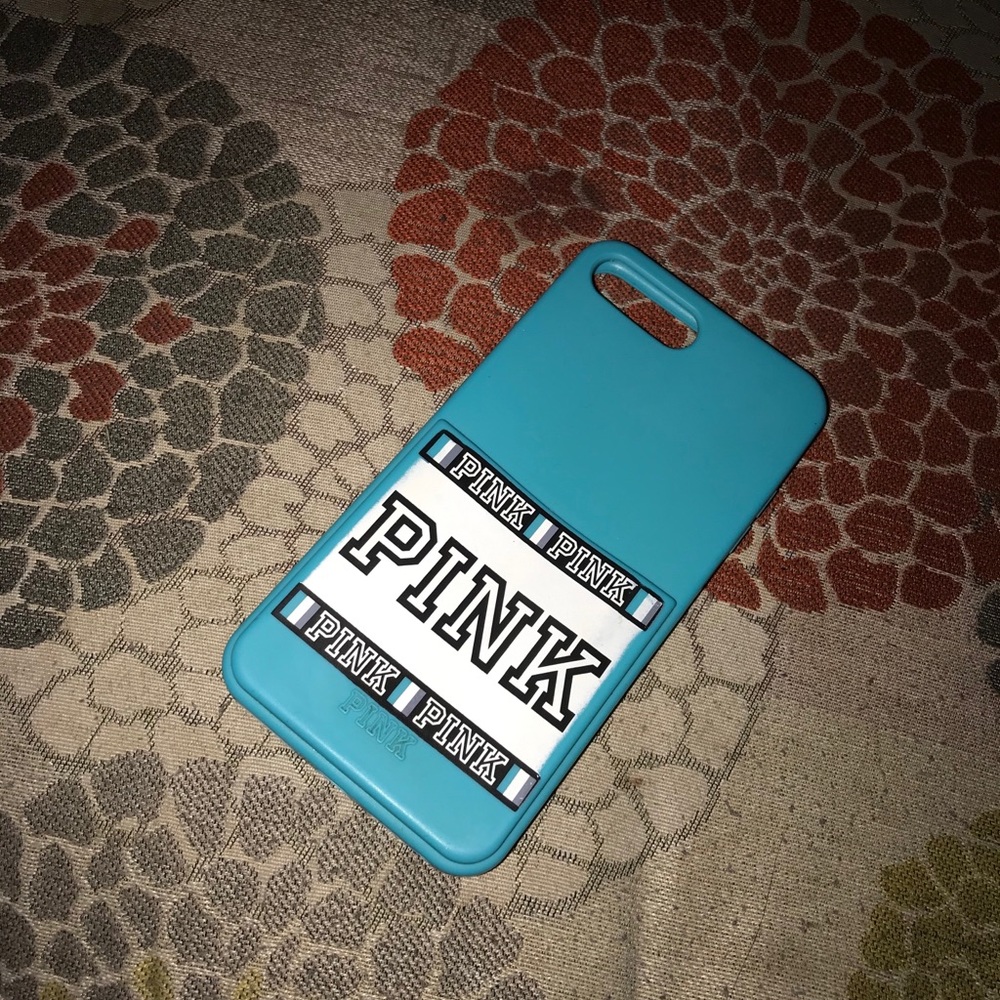 VS pink pocket case